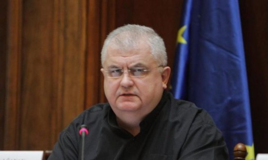 Politikani serb ftohet në Polici, kishte mbështetur malazezët që dolën kundër mitropolitit serb