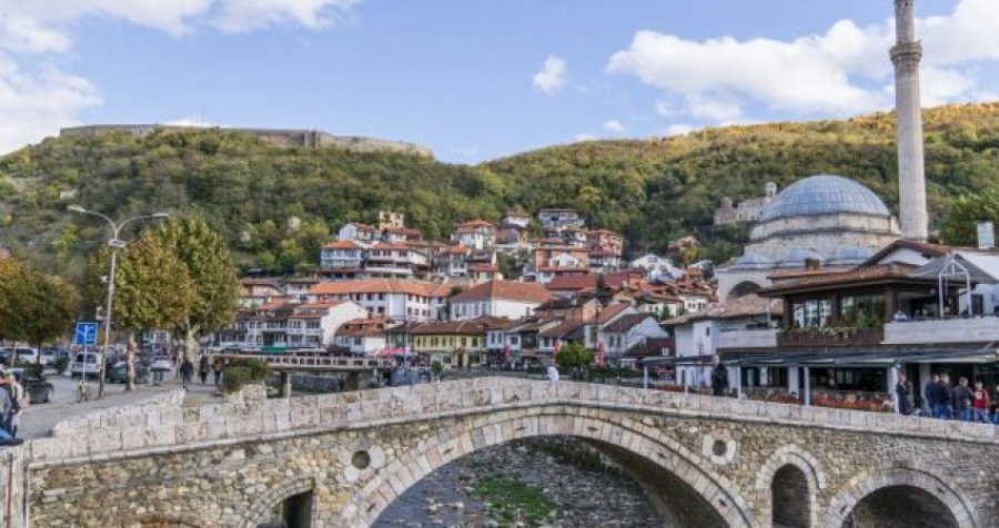 Katër të mitur nga Prizreni e sulmojnë një tjetër, ja çfarë bëjnë pastaj