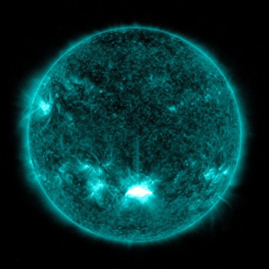 NASA: Një shpërthim i fortë diellor do të godasë Tokën, si ndikon te ne