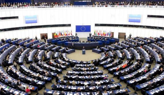 Parlamenti Evropian: Vendet e rajonit duhet t’i hapin dosjet e shërbimeve sekrete jugosllave