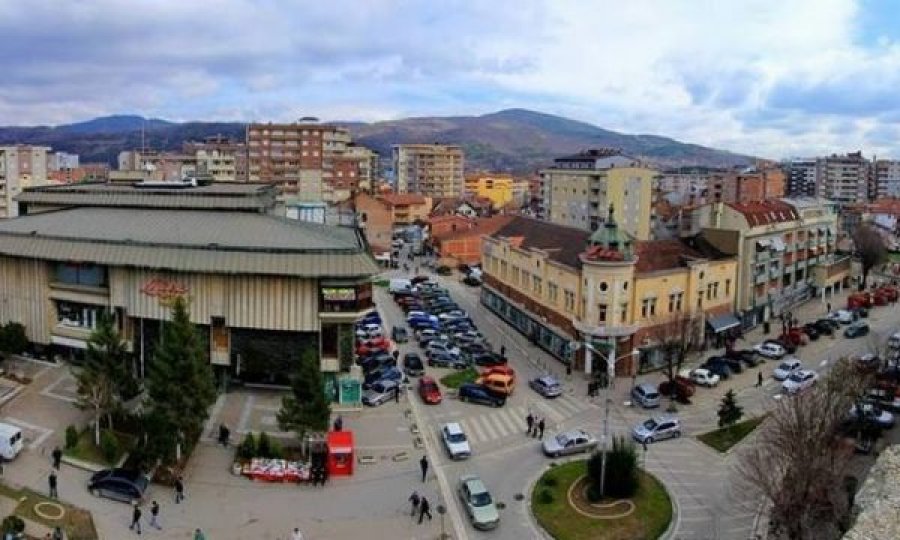Të dyshuarit për vrasjen në Mitrovicë ndodhen në arrati