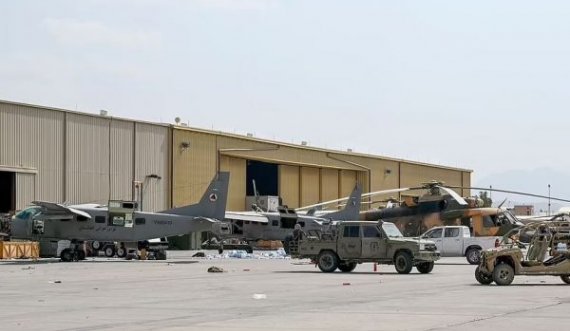 Helikopterë e avionë sulmues, talebanët marrin forcën ajrore dhjetëra miliona dollarëshe