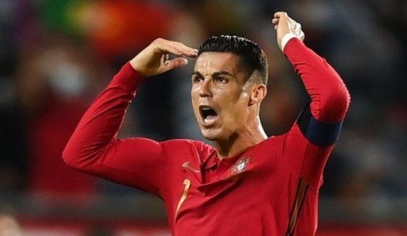 Ronaldo me numrin 7 në Manchester United