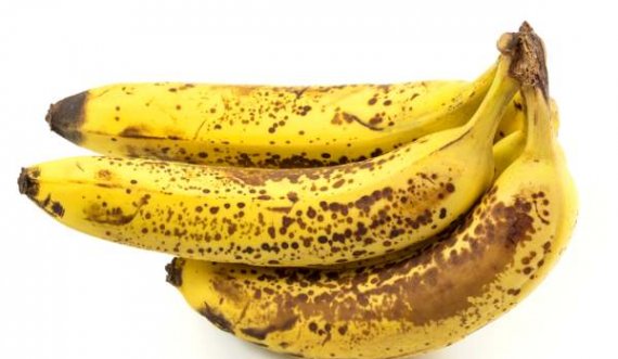 Një truk i thjeshtë që do t’i bëjë bananet të qëndrojnë më shumë 