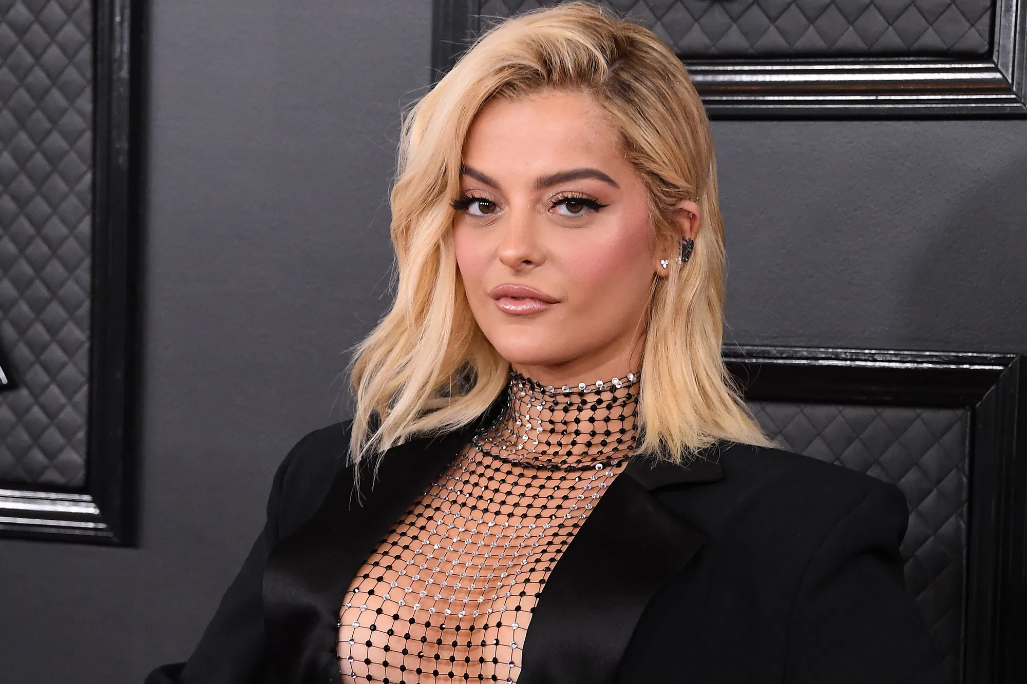 Me foto shumë private, Bebe Rexha bën publike lidhjen e re të dashurisë