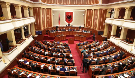 Si nuk u t'kurr ky Kuvendi i Shqipërisë?!