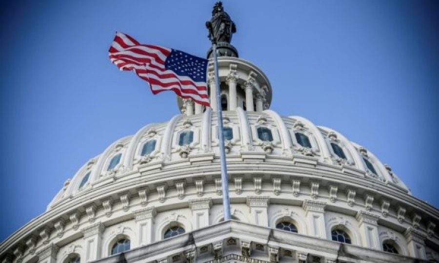 Shtëpia e Bardhë hedh poshtë njoftimet për tërheqjen e mundshme të forcave amerikane nga Evropa Lindore