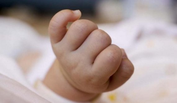  Foshnja lind me sëmundjen e rrallë, spitali miraton buxhetin rreth 2 mln euro për t’ia shpëtuar jetën 