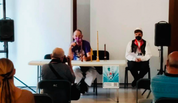 Instrumentet tona autoktone  u prezantuan në seminarin e organizuar në kuadër të festivalit të 49- të JIF International Folkloriqes di Catalonya