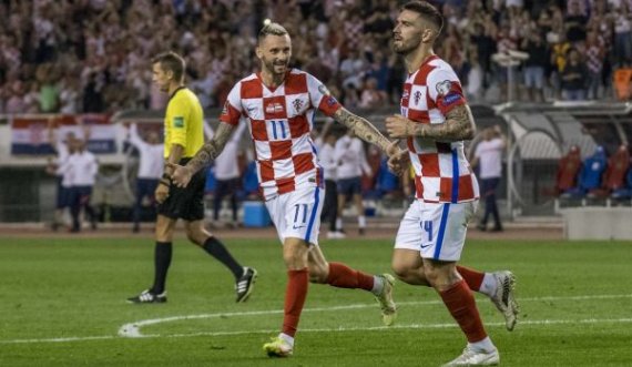 Kroacia fiton derbin me Slloveninë, kryeson në Grupin H