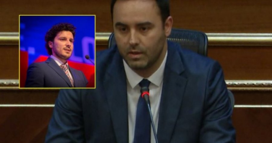 Glauk Konjufca kritikon Dritan Abazoviqin: E turpshme që qëndroi gatitu kur u këndua kënga 'Do të kthehemi në Kosovë' 