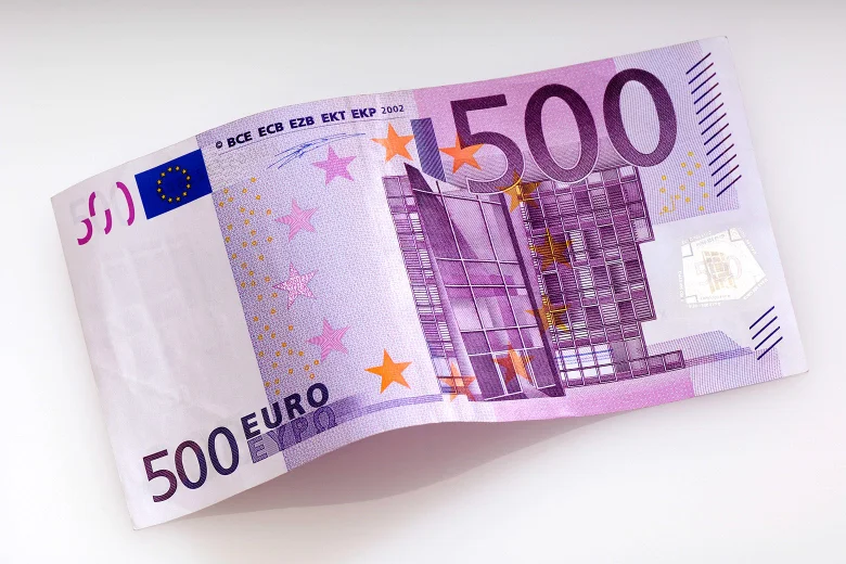 Kujdes! 500 euro false po qarkullojnë në Kosovë 
