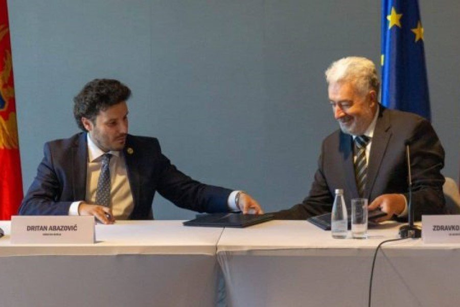 Kërkohet dorëheqja e kryeministrit malazez dhe Abazoviqit