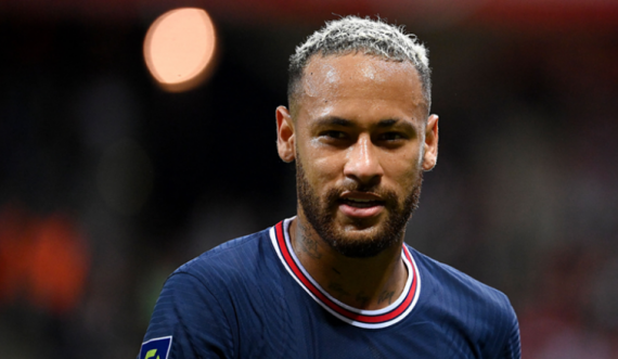 PSG refuzoi ofertën e Barcelonës prej 80 milionë eurosh për Neymarin