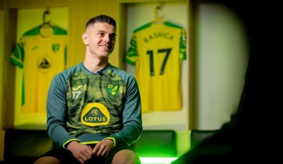 Rashica reagon pasi u zgjodh futbollisti i muajit te Norwichi