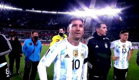 Messi në lot, pasi e festoi titullin e Copa Americas me tifozët argjentinas
