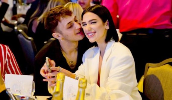 Brenda shtëpisë luksoze të Dua Lipës dhe Anwar Hadid