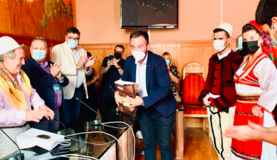 U vendos plisi i fundit për kryetarin e MontBlanc  Josep Andreu
