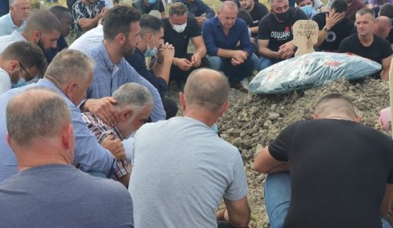 Varroset në vendlindje i riu nga Zvicra që humbi jetën tragjikisht në Hotel Rogner në Tiranë