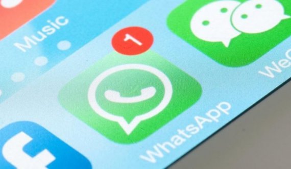 Mësoni se a po spiunon Facebook mesazhet tuaja në WhatsApp