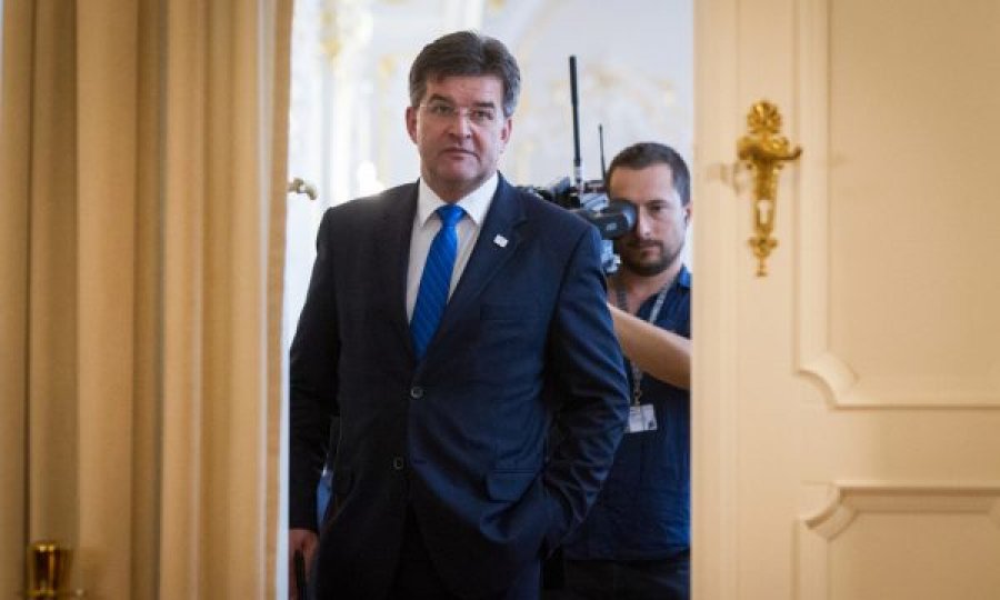 Miroslav Lajcak: Dialogu duhet t’i sjellë njohje të plotë ndërkombëtare Kosovës