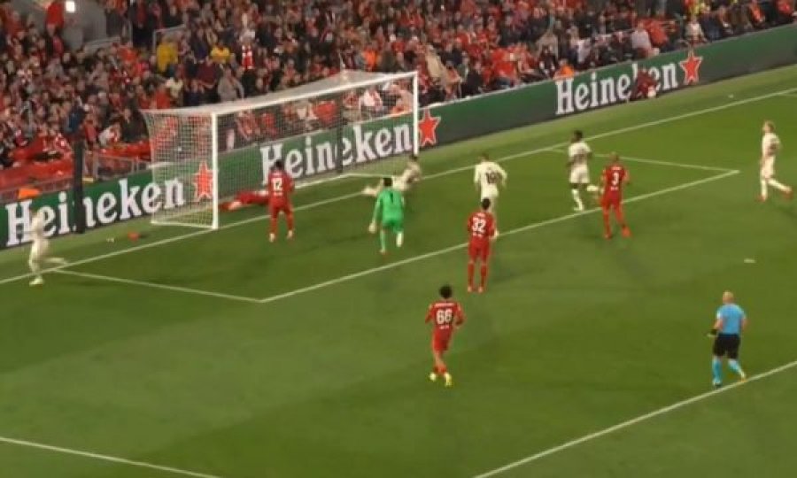 Milan reagon dhe përmbys Liverpoolin me dy gola të shpejtë, Salah humbi penalltinë 