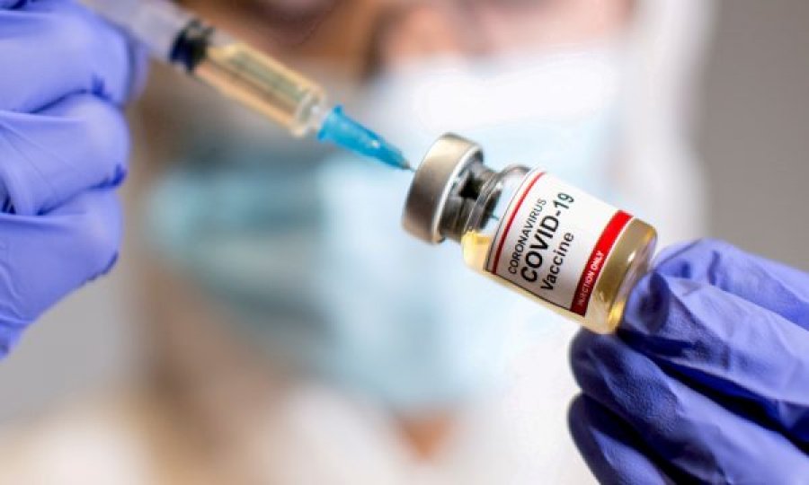 Sllovenia pezullon vaksinën 