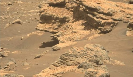 Gjurmë jete në Mars, pamjet se çka ka kapur Roveri i NASA’s atje