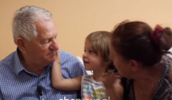 Historia e pazakontë e çiftit shqiptar që u bënë prindër në moshën 78 dhe 54 vjeç