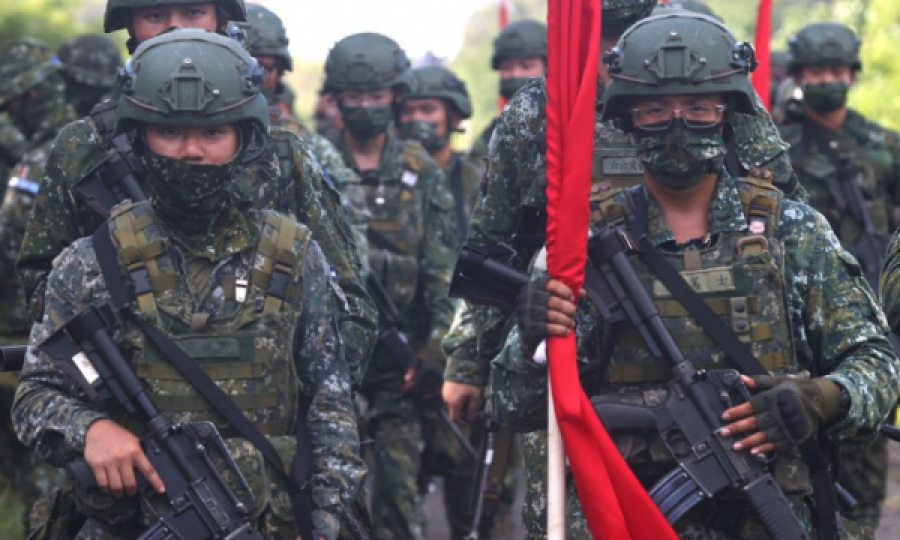 Frikë nga Kina: Pas Japonisë, edhe Tajvani planifikon miliarda shtesë për ushtri