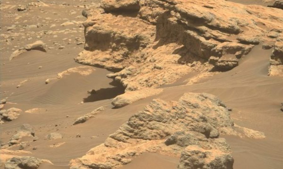 Gjurmë jete në Mars, pamjet se çka ka kapur Roveri i NASA’s atje