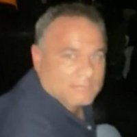 Gruaja e zë burrin me të dashurën në kinema, pamjet se si ai largohet me vrap bëhen virale