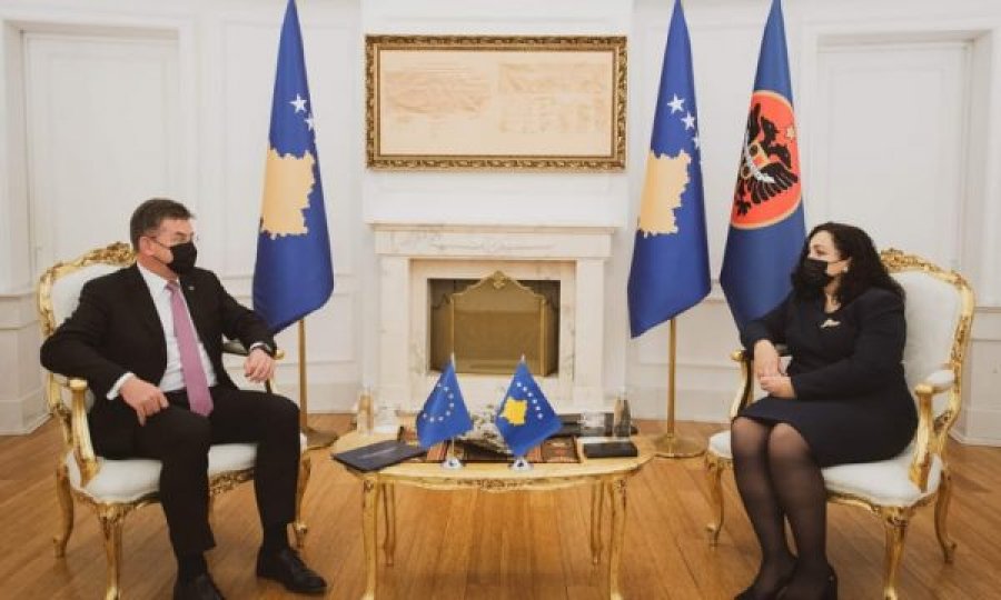 Presidentja Osmani: Lajçak u shpreh se askush nuk do të kërkojë nga Kosova të negociojë kushtetutshmërinë e saj