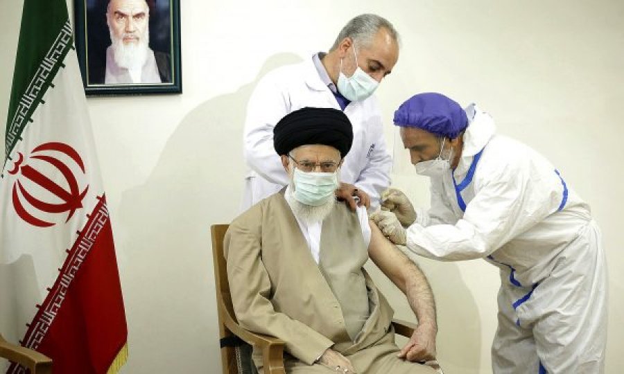 “Dorëzohet” Irani, miraton vaksinën amerikane kundër Covid-19