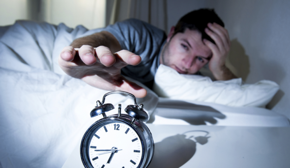 Çfarë do të ndryshojë në jetën tuaj nëse zgjoheni një orë më herët? E thotë studimi i fundit