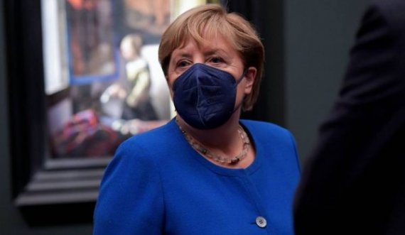 S’deklarohet kurrë për politikë e del pak në media, njihuni me burrin e Angela Merkel