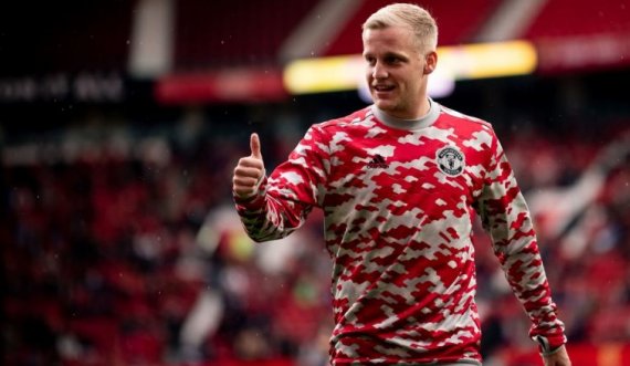 Interi e do holandezin Van de Beek, por problem mbetet çmimi i tij