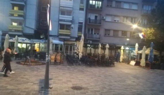  Serbët mbyllin kafiteritë në Veri të Mitrovicës 