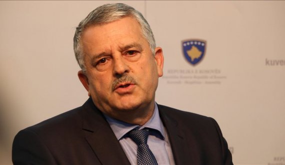  Agim Veliu: Vendimin për targat e kam nënshkruar unë 