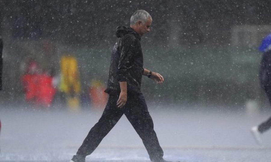 Mourinho pasi e pësoi humbjen e parë me Romën: Më duhet ta kuptoj çfarë ndodh