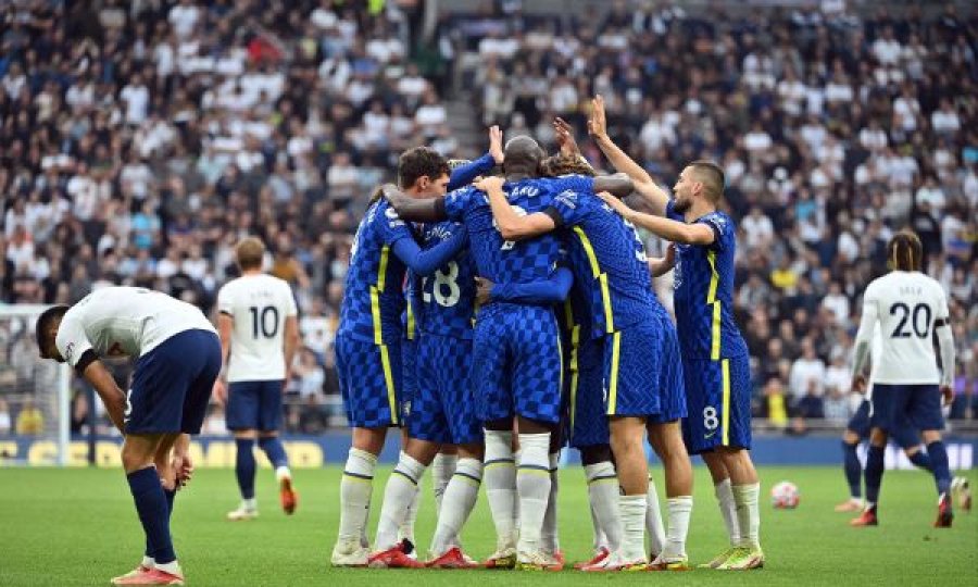 “Burrat kundër djemve” – Keane me kritika të ashpra për Tottenhamin dhe Kane pas humbjes ndaj Chelseat