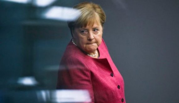 Stili “Merkel”, nga kostumi i kancelares në gruan e thjeshtë pas 26 shtatorit