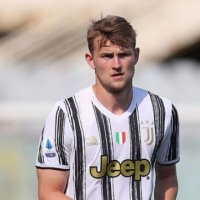 De Ligt afër rinovimit të kontratës me Juventusin
