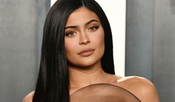 Tha se është në pritje të një djali, Kylie Jenner flet për herë të parë rreth gjinisë së fëmijës 