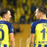 Mergim Berisha i lumtur që asistoi për Mesut Ozilin