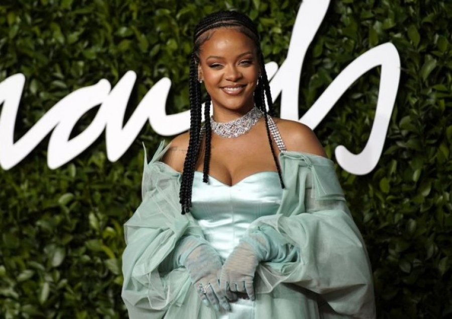 Rihanna flet për albumin e ri: As nuk mund ta merrni me mend se si do të tingëllojë 