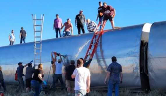 Treni del nga shinat, tre të vdekur dhe dhjetëra të plagosur në SHBA