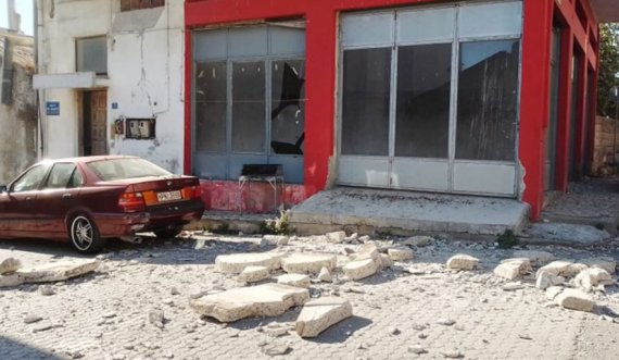 Pamje nga dëmet e tërmetit 6.4 shkallë të rihterit në Greqi