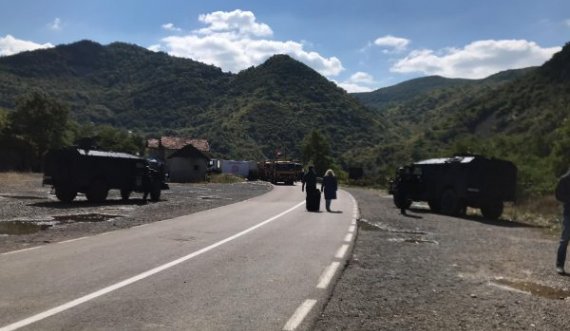 “Dy palët do t’i kenë nga tetë orë kohë”, Bislimi tregon darkordimin për heqjen e Policisë dhe barrikadave