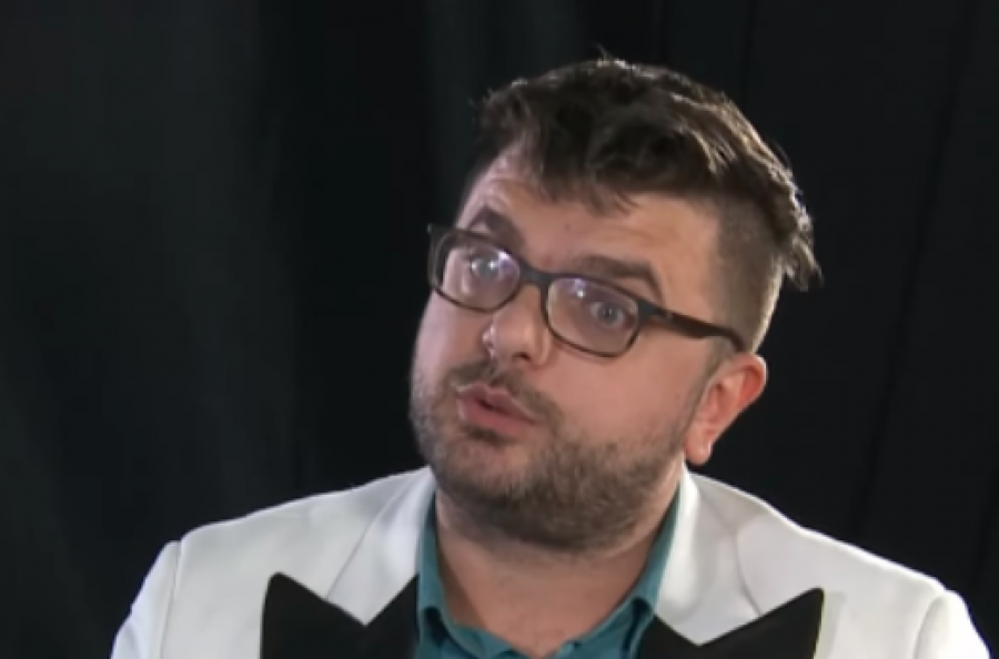 Kika garon për kryetar të Pejës, nuk e di ku bashkohen Drini i Bardhë dhe Drini i Zi